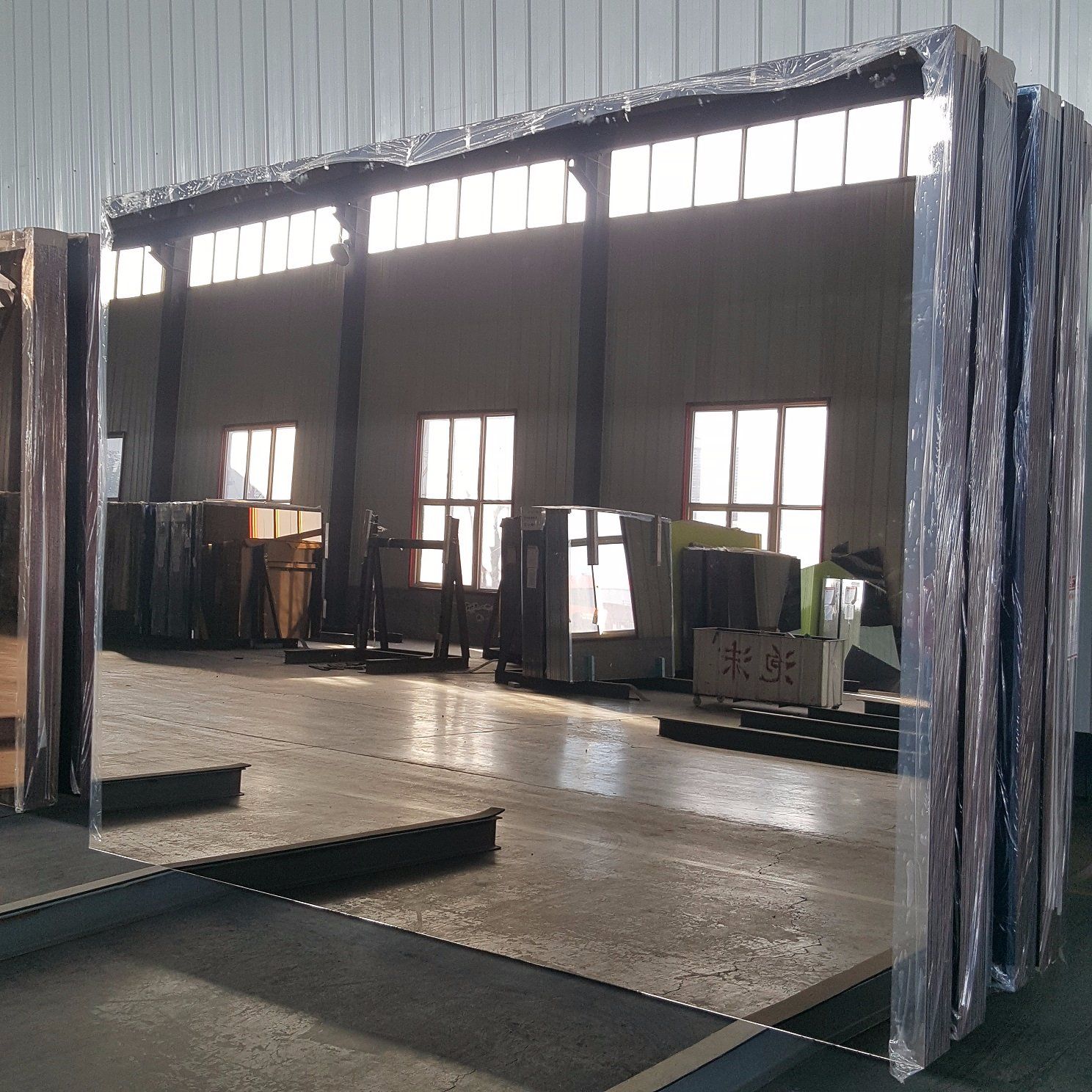 Aluminum Mirrors — Mirrors · Shunxin Glass — photo 3